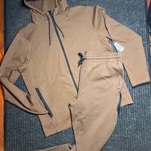 Old Navy Active Sweatsuit Set Mens size L Brown Hoodie Joggers NWT